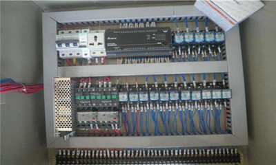 低壓配電柜安裝規(guī)范電力人必知道的簡(jiǎn)單8步_產(chǎn)品說明書